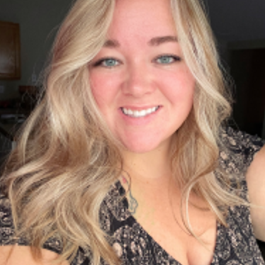 Amanda Davidson in Redmond, OR