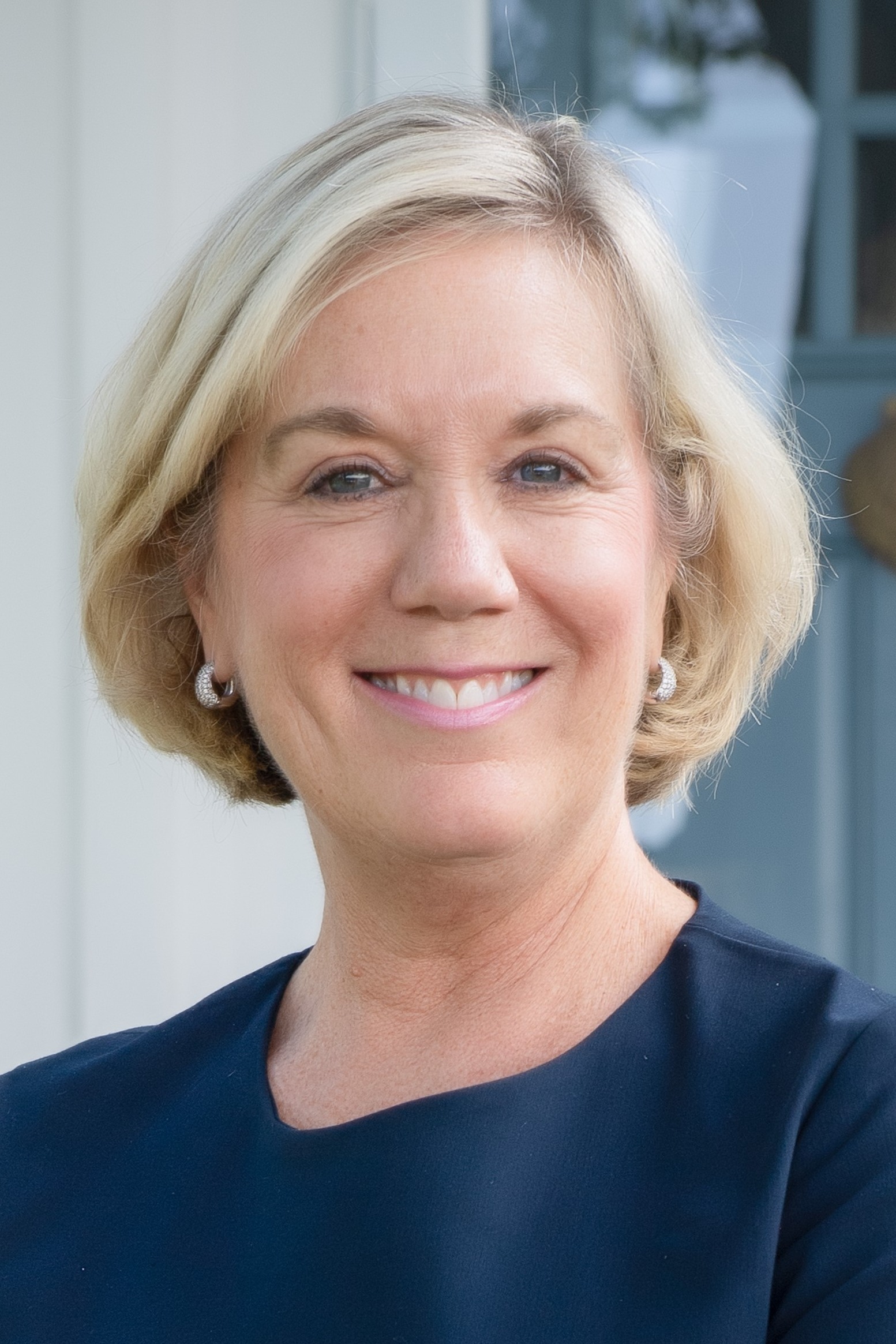 Pamela Bates - Sales Associate in Hingham, MA
