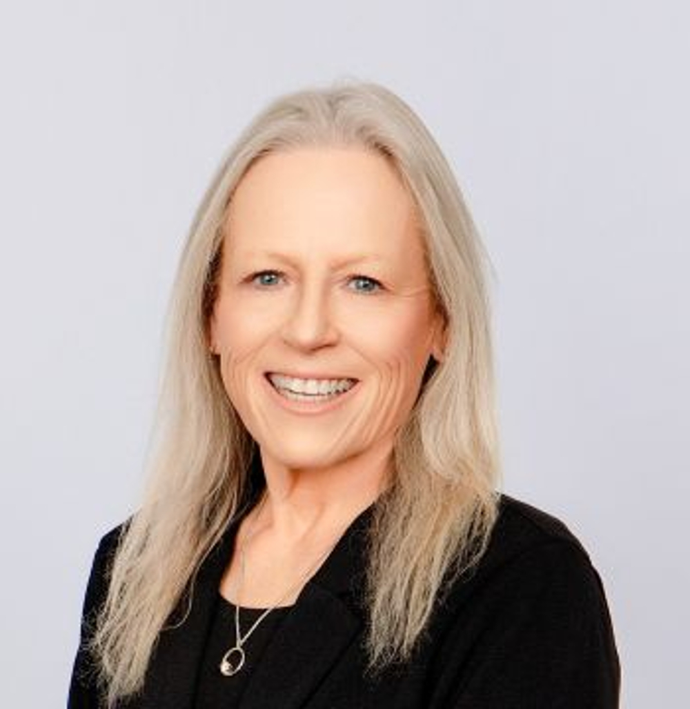 Laura Crotty - Realtor in Raymore, MO