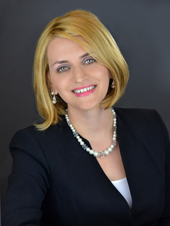 Mihaela Pintilie in Chicago, IL