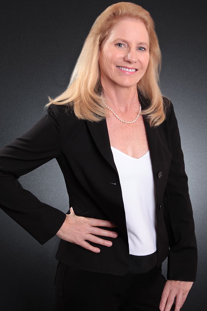 Julie Coppola - Sales Associate in Fort Lauderdale, FL