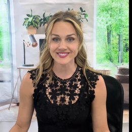 Casey Henington - Realtor in Prairie Village, KS
