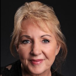 Marcia Ramsay - Broker in Medford, OR