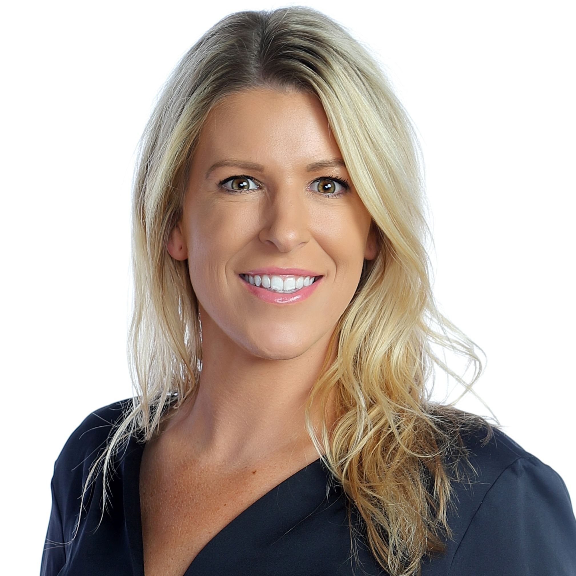 Stephanie Sinnott - Associate in Paradise, CA