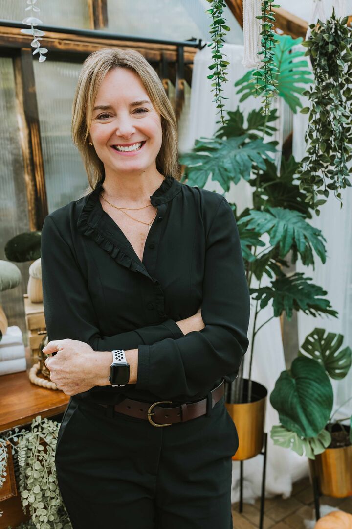 Dana Hendricks - Broker/Realtor in Bothell, WA