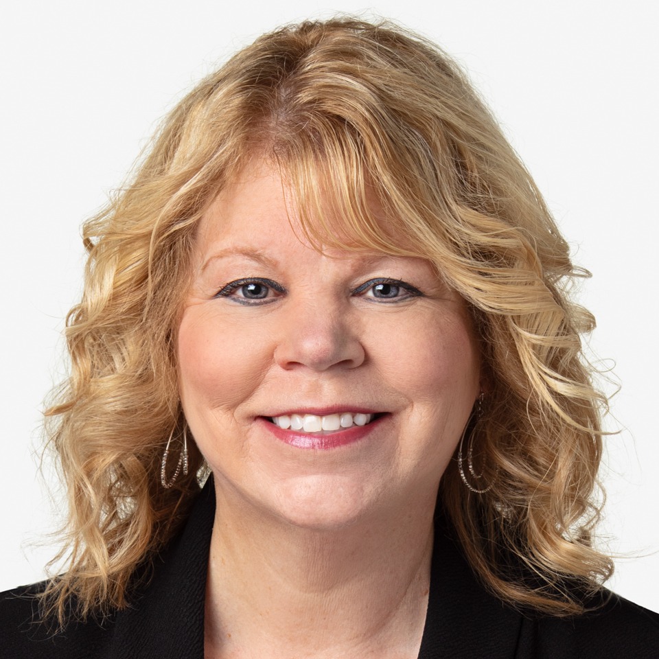 Robin Mckay - Associate in Superior, WI
