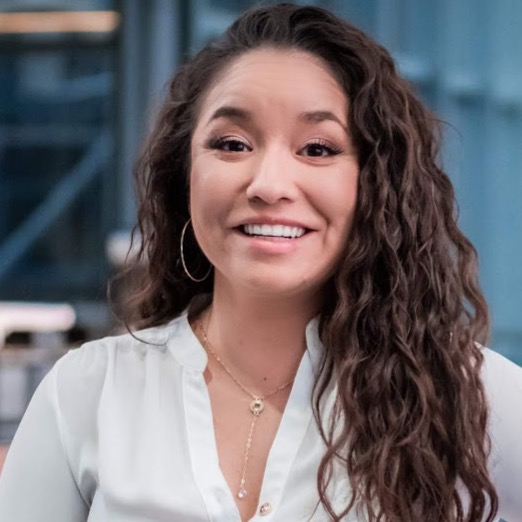 Dulce Estrada - Realtor in Schaumburg, IL