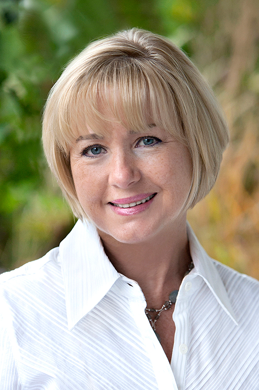 Joanne Marzano - Sales Associate in Lake Forest, IL