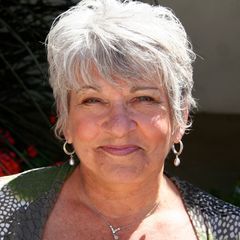 Jolie Moss - Real Estate Agent in Aptos, CA