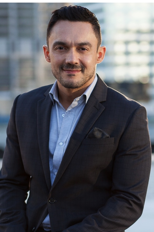 Giovanni Laverde - Broker in Chicago, IL