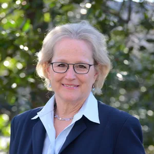 Holly Worthington - Regional Vice President