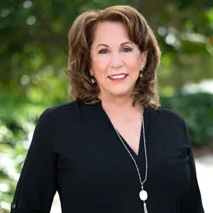 Maureen Barber - Real Estate Advisor in FL
