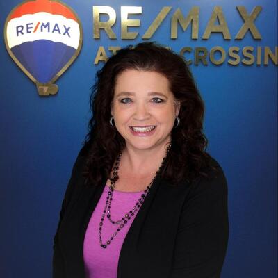 Michelle Butts - Associate in Speedway, IN
