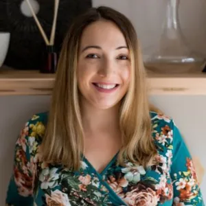 Stephanie Carlucci - Realtor