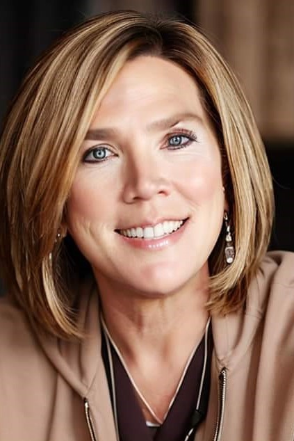 Lisa Chaloux - Sales Associate in Glastonbury, CT