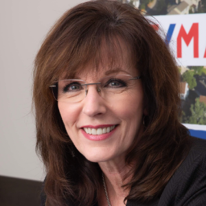 Linda Lafleur - Broker in Strongsville, OH