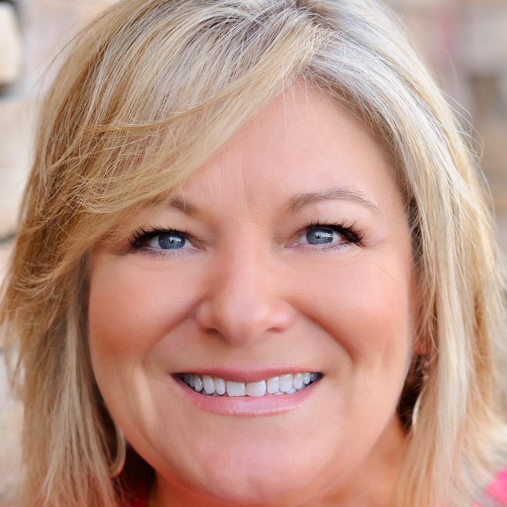 Amy Salzone - Realtor in North Port, FL
