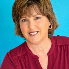 Debra Gumbs  - Broker Associate  in Venice, FL