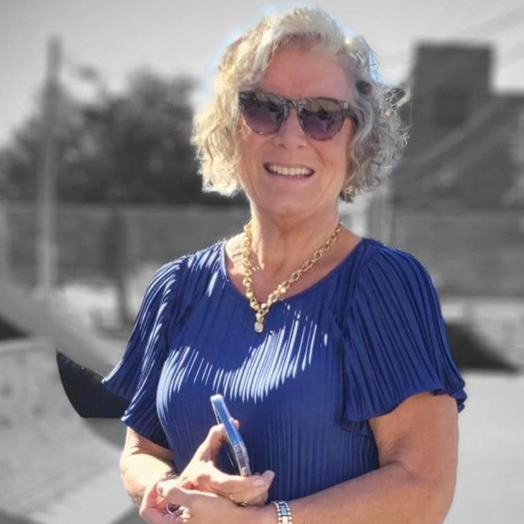 Kim Hartzell  - Associate in Lebanon, PA