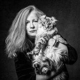 Theresa Lyon - Broker in Carrollton, TX