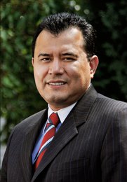 Hebert  Garcia - Realtor in Schaumburg, IL