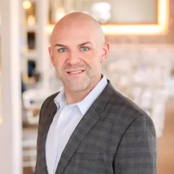 Michael J Farina - Licensed Real Estate Salesperson in Massapequa Park, NY