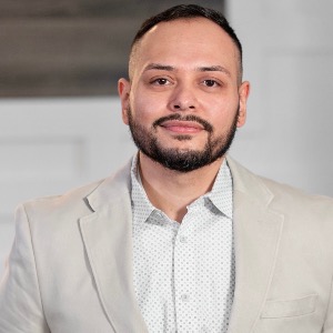Alberto Avila - Associate in Oak Lawn, IL