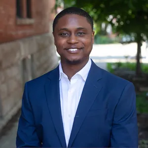 Stephon Walker - Licensed Real Estate Agent in Chicago