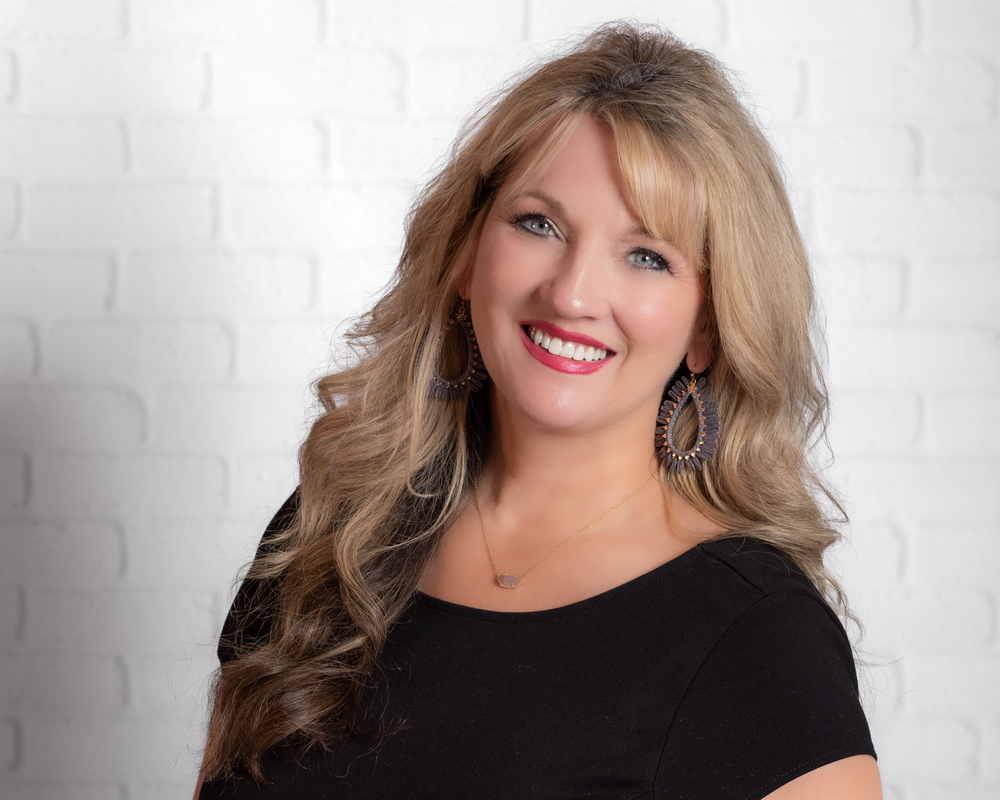 Dena Furlow - Realtor in Naperville, IL