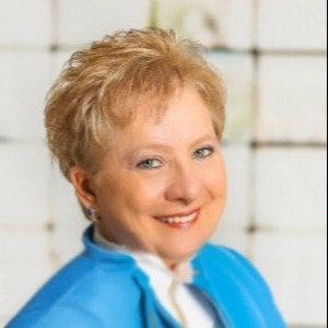 Karen Sullivan - Associate in Cashiers, NC
