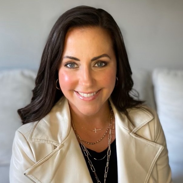 Lisa Yates - Realtor, E-Pro, Ahwd in Pittsburgh, PA
