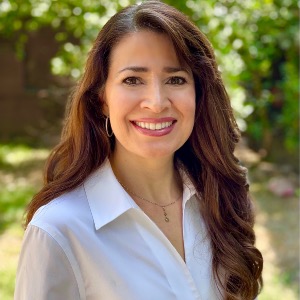 Janette Ledea - Associate in La Canada Flintridge, CA