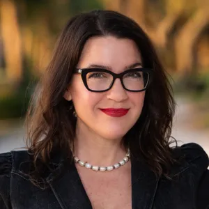 Cristy Holt - Principal Agent in FL