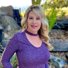 Julie Olsen in Atascadero, CA