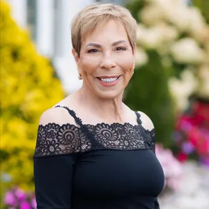 Linda Novelli - Broker Salesperson in NJ