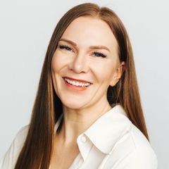 Jennica Lynn - Realtor in WA