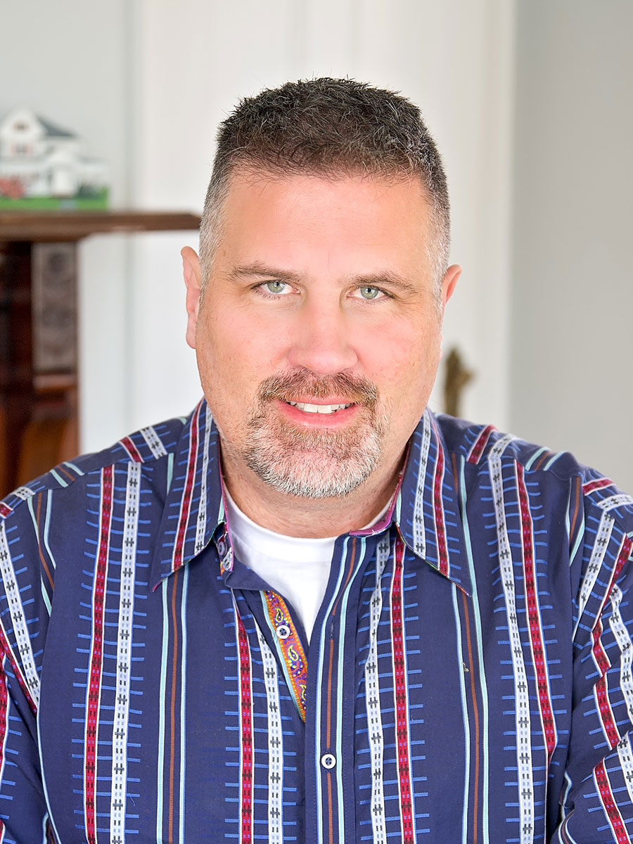 Scott Desantis - Sales Associate in Bedford, NH