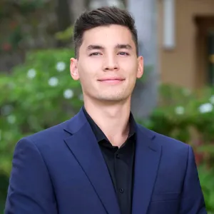 Daniil Usmanov - Realtor in FL
