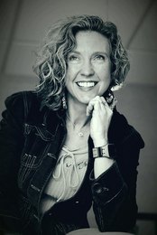 Jana Elliott in King, NC