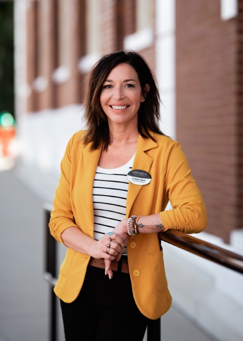 Lindsey Egner - Real Estate Salesperson in Saint Louis, MO