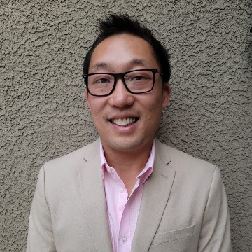 Robin Lo in San Lorenzo, CA