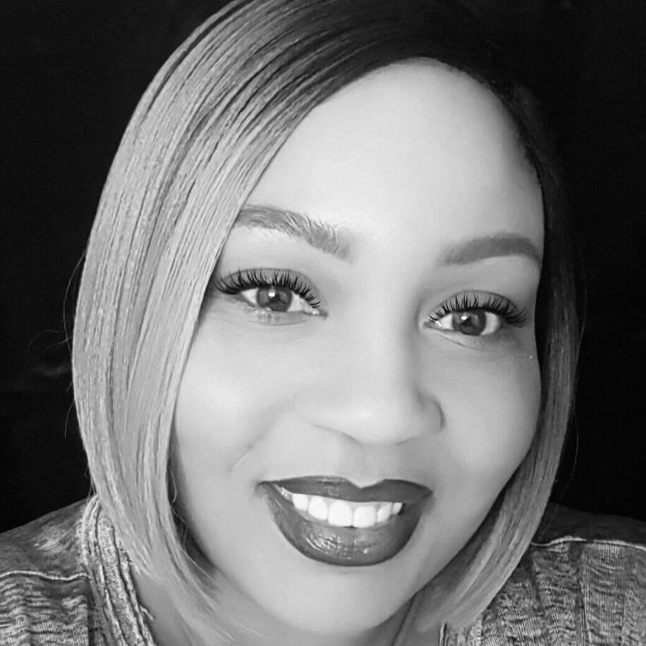 Courtney Oliver - Realtor in CA