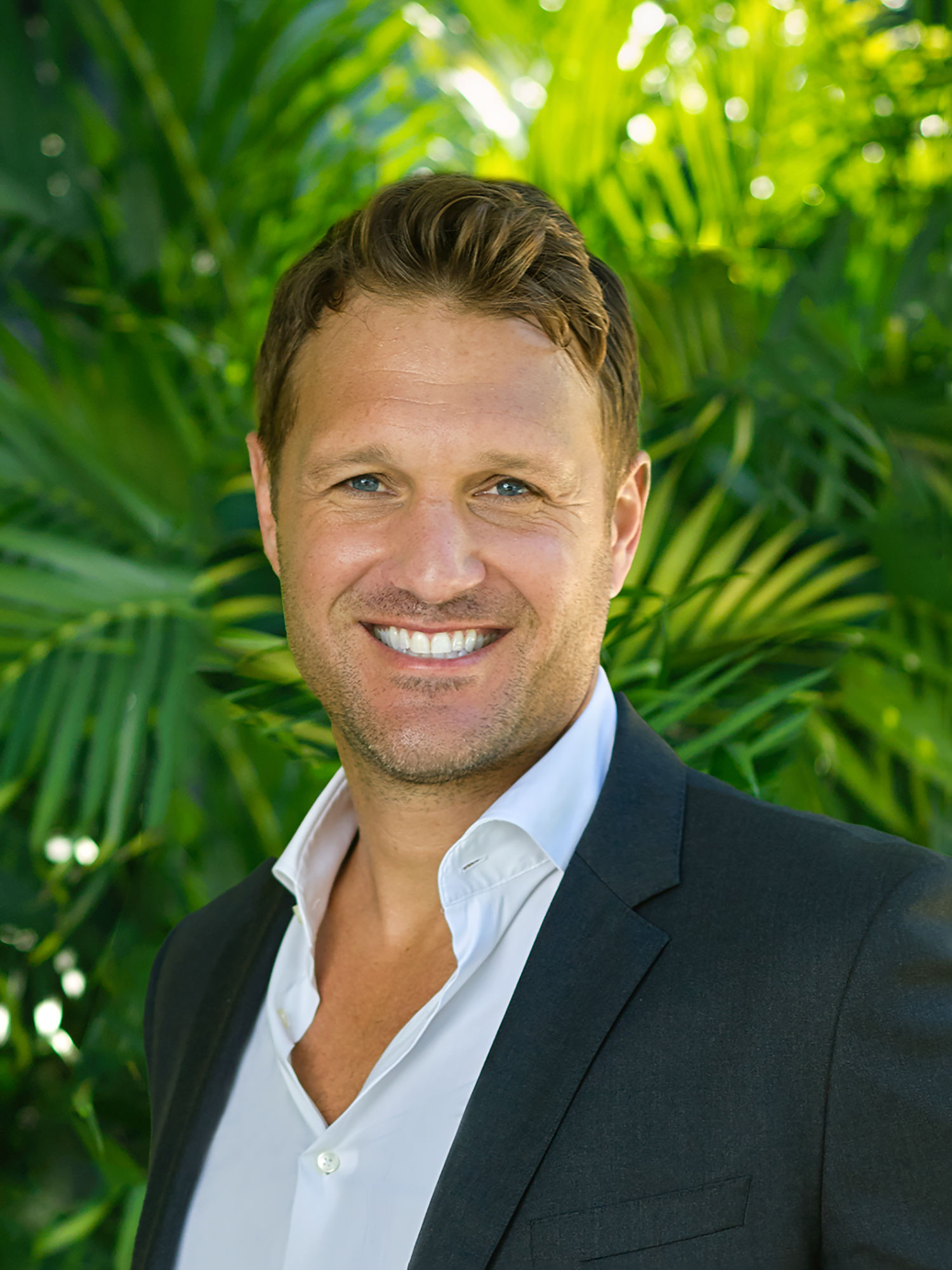 Monty Beisel - sales associate in Miami Beach, FL
