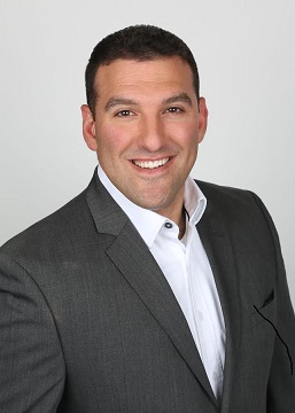 Simon Sherfer - Realtor in Woodcliff Lake, NJ