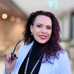 Elaine Abouakar - Real Estate Salesperson in Glastonbury, CT