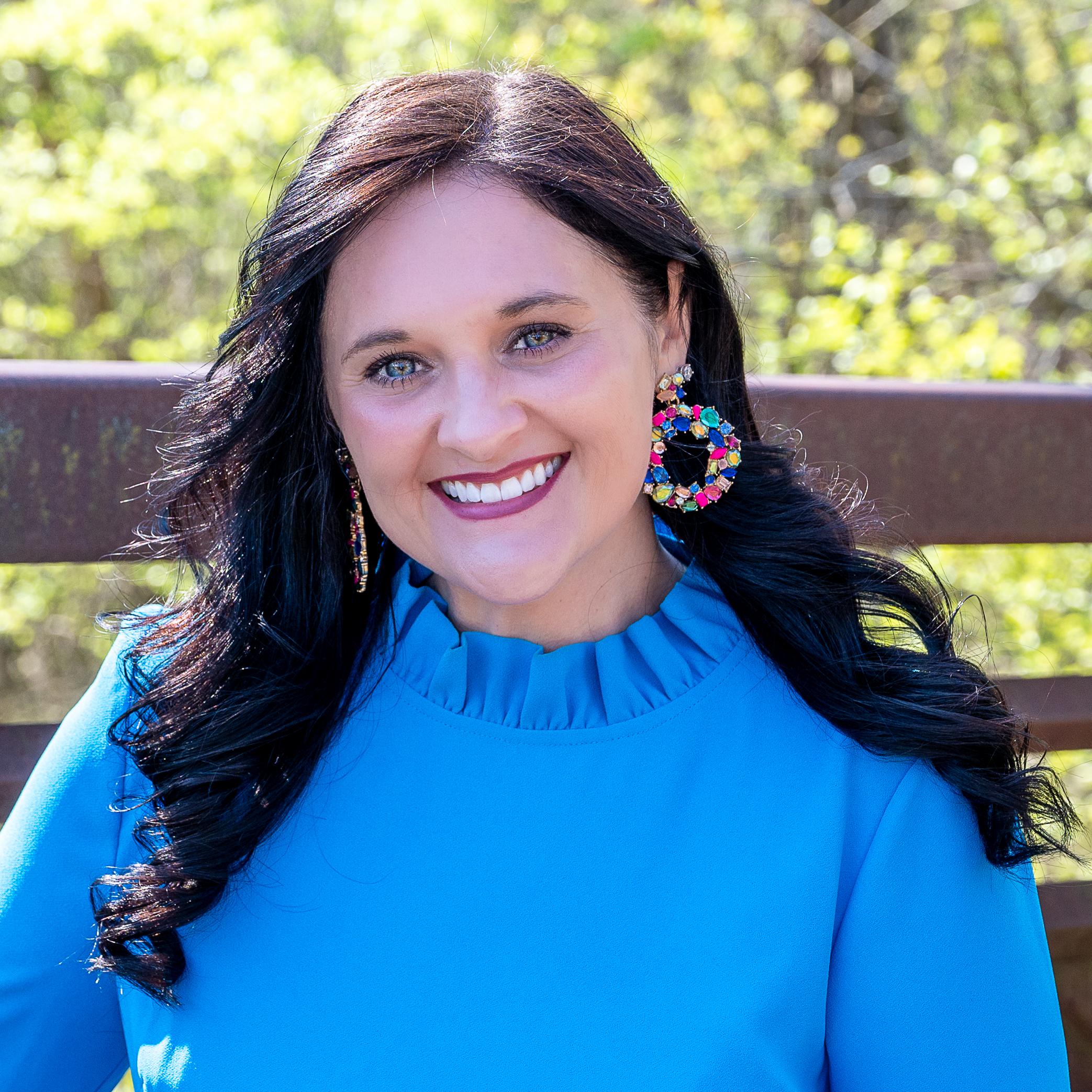 Amy Hoes - Agent in Medina, OH