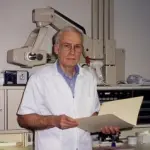 Hubert Ray Smith - Dentist in Alexandria, VA