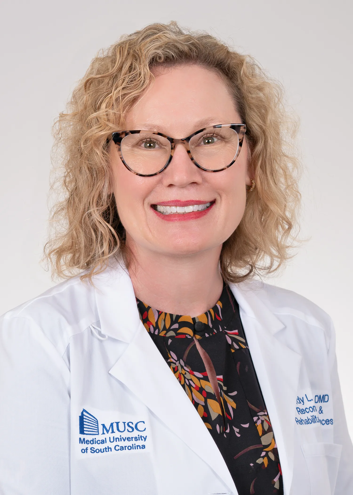 Cindy Lea Hylton - Dentist in Summerville, SC