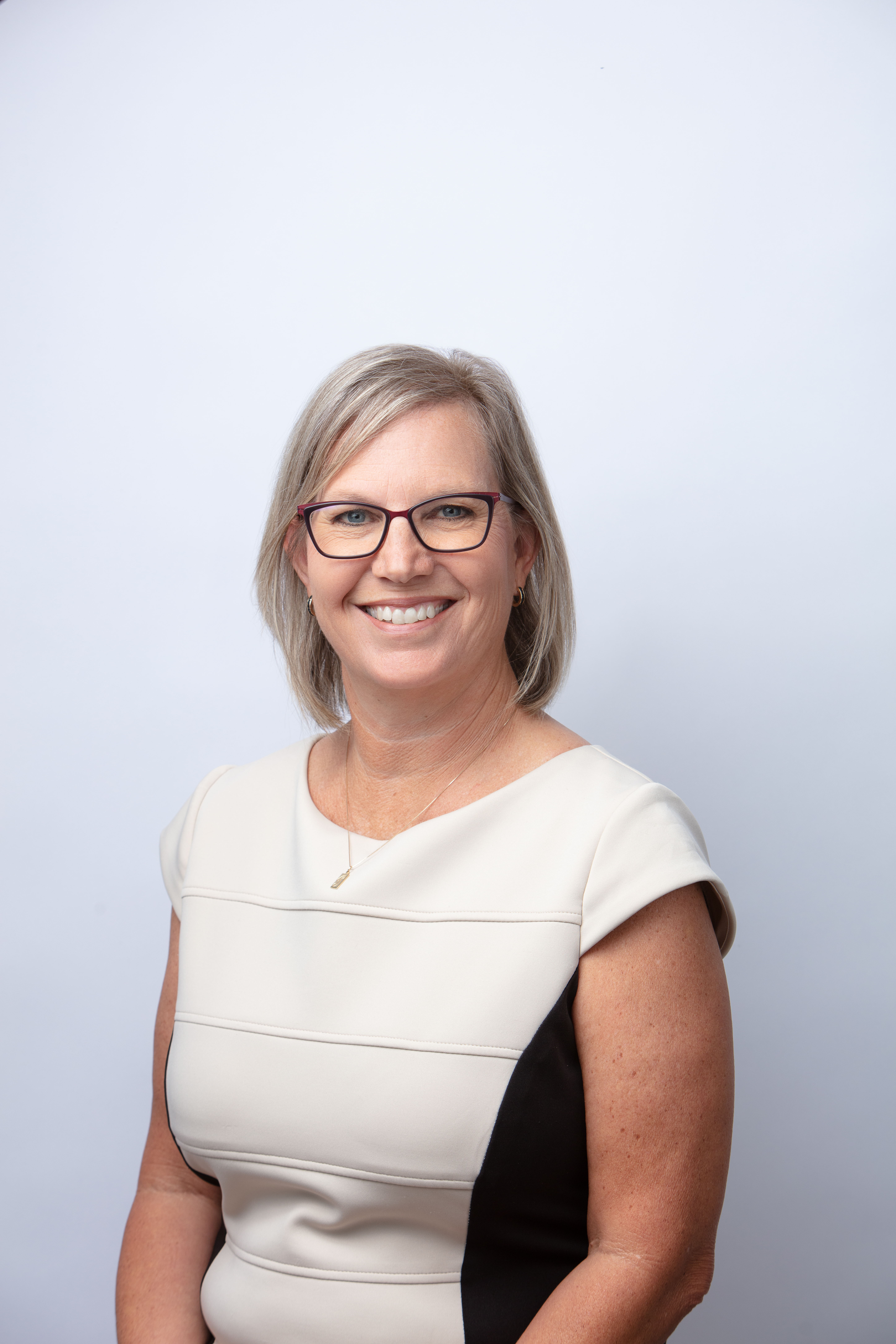 Elizabeth Paige Hedgpath - Optometrist in Fulton, MO
