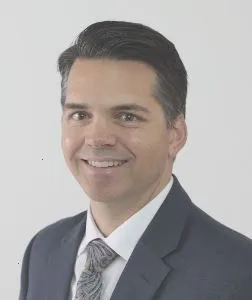 Aaron Luekenga - Optometrist in Santa Paula, CA